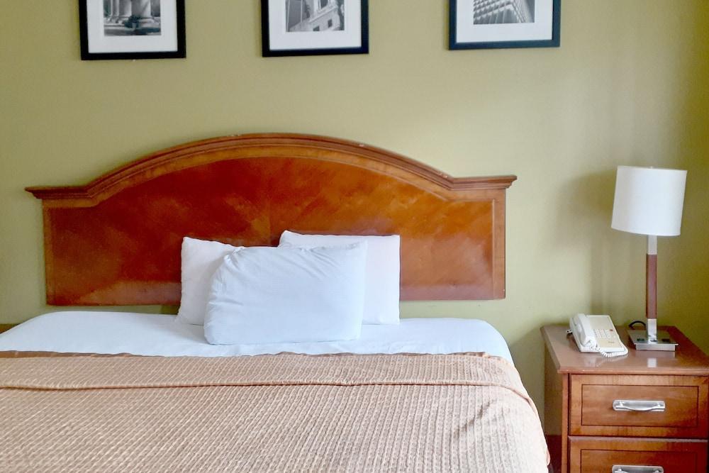 Savannah Garden Hotel Екстериор снимка
