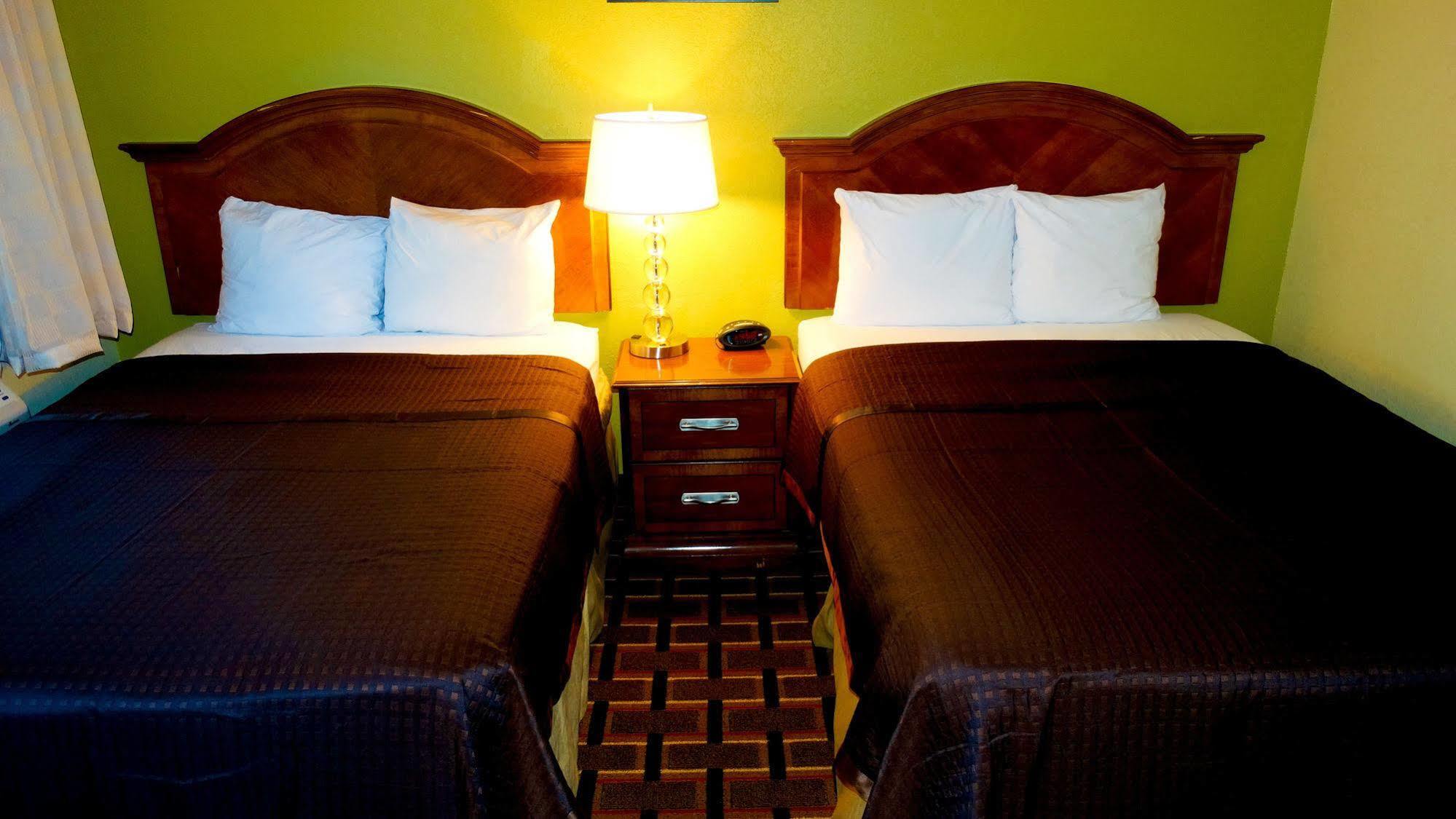 Savannah Garden Hotel Екстериор снимка