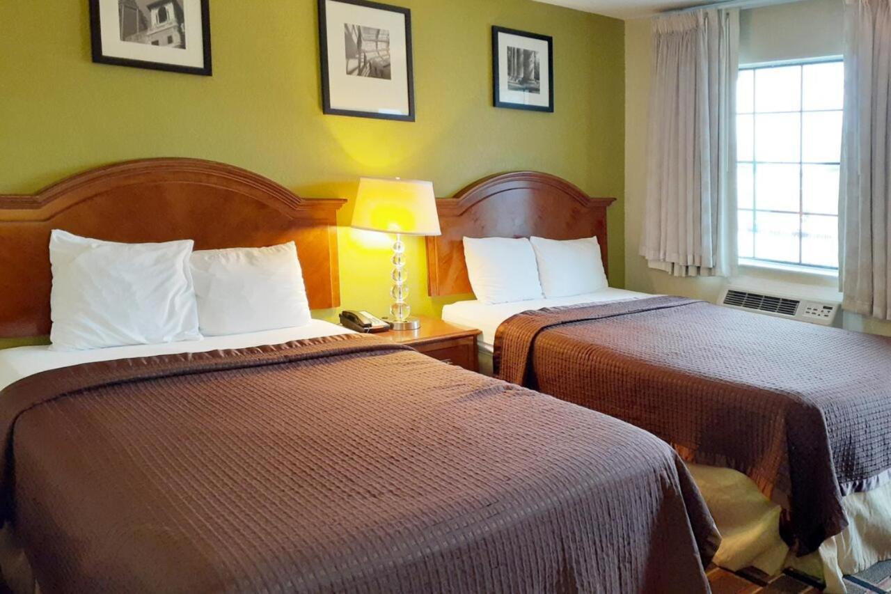 Savannah Garden Hotel Екстериор снимка