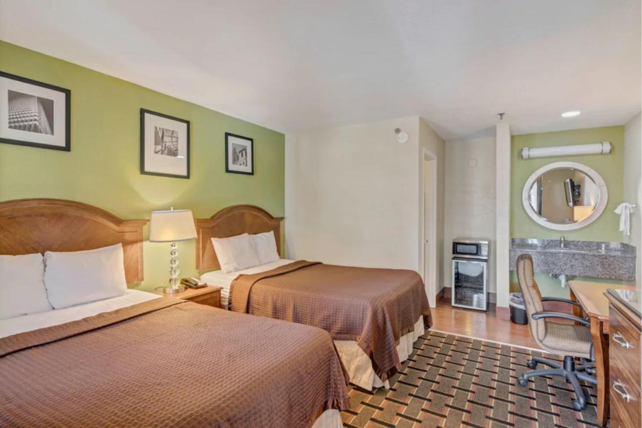 Savannah Garden Hotel Екстериор снимка
